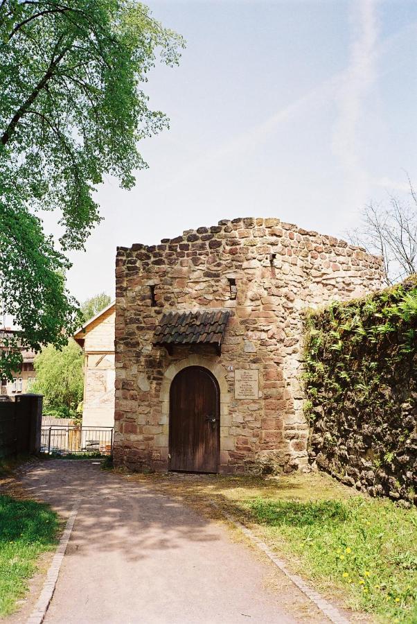 Gaestehaus Am Storchenturm Άιζεναχ Εξωτερικό φωτογραφία
